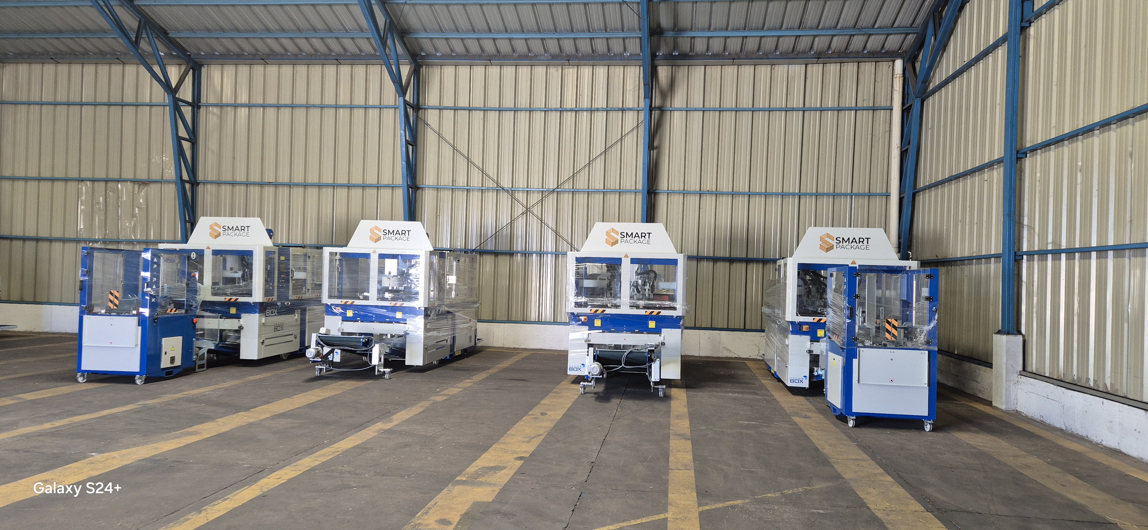 Máquinas Tecno Box en planta Smart Package